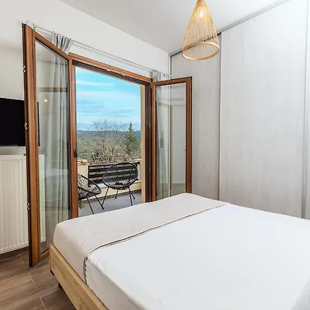 Spiros Country Apartment